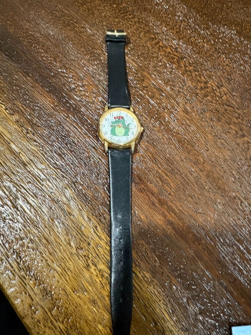 Vintage Character Quartz Wristwatch Watch Crocodile Gator Fish Tropica